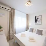 Guest house A-more